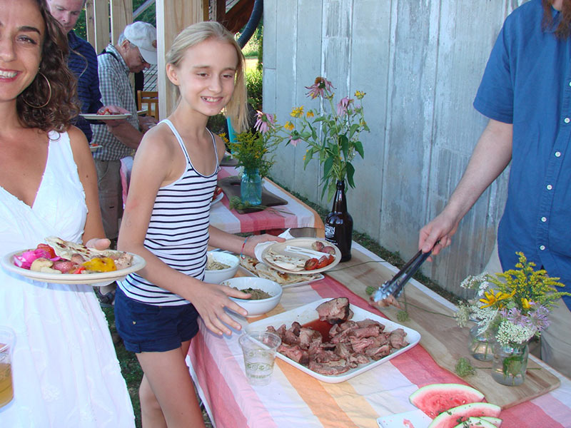 Grilled leg of lamb is great for picnics Grilled leg of lamb is great for picnics