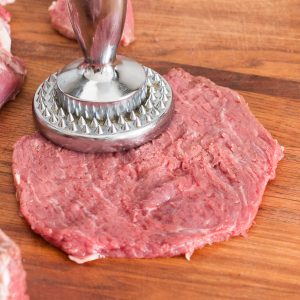 Pounding lamb scallopini
