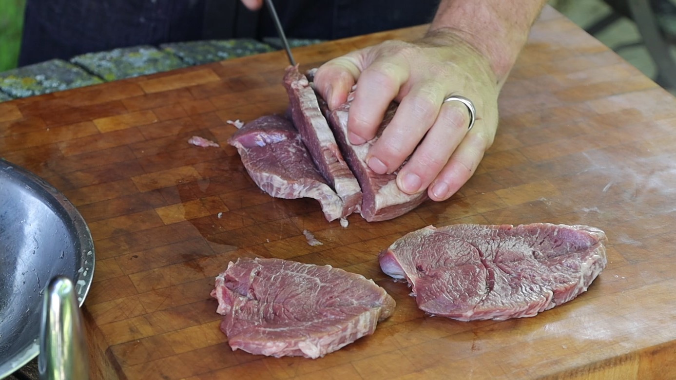 Butterflying a mutton leg