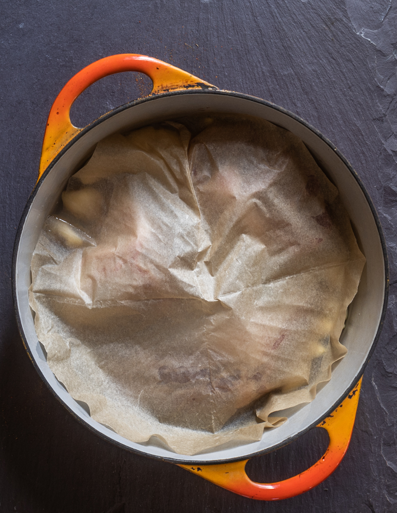 Lamb shanks with white wine garlic sauce